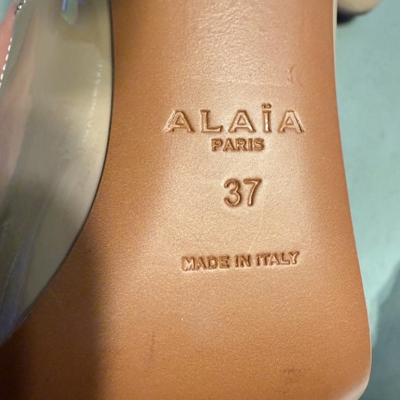 ALAIA(new) brand Tan - no other colour is like this, it's pinky warm & gorgeous! - Picture 8 of 14